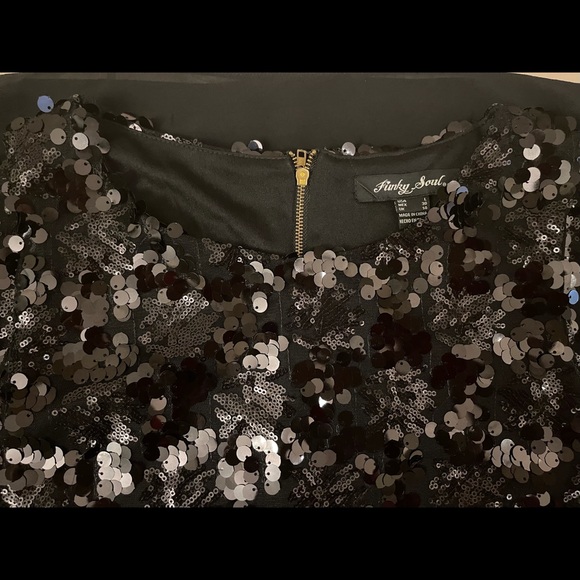 Sequined dress - Picture 7 of 7